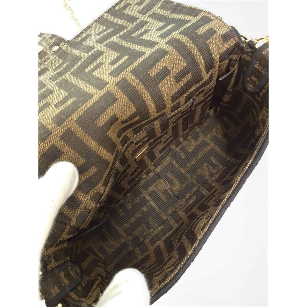 Fendi Zucca Baguette Shoulder Bag - Picture 3 of 9